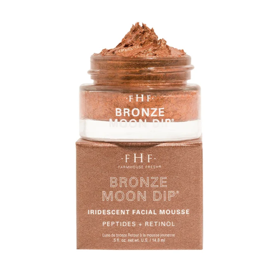 Moon Dip Iridescent Facial Mousse