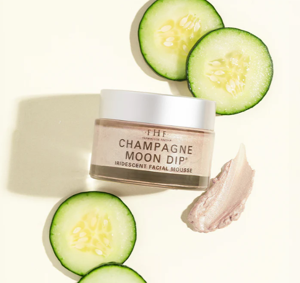 Moon Dip Iridescent Facial Mousse